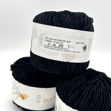 Load image into Gallery viewer, Black Yarn Bundle

