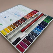 Load image into Gallery viewer, Vintage 1960s Albrecht Dürer Watercolor Set
