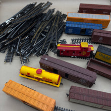 Load image into Gallery viewer, Vintage Train Set
