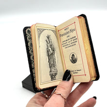 Load image into Gallery viewer, Antique 1929 Miniature French Pocket Prayer Book
