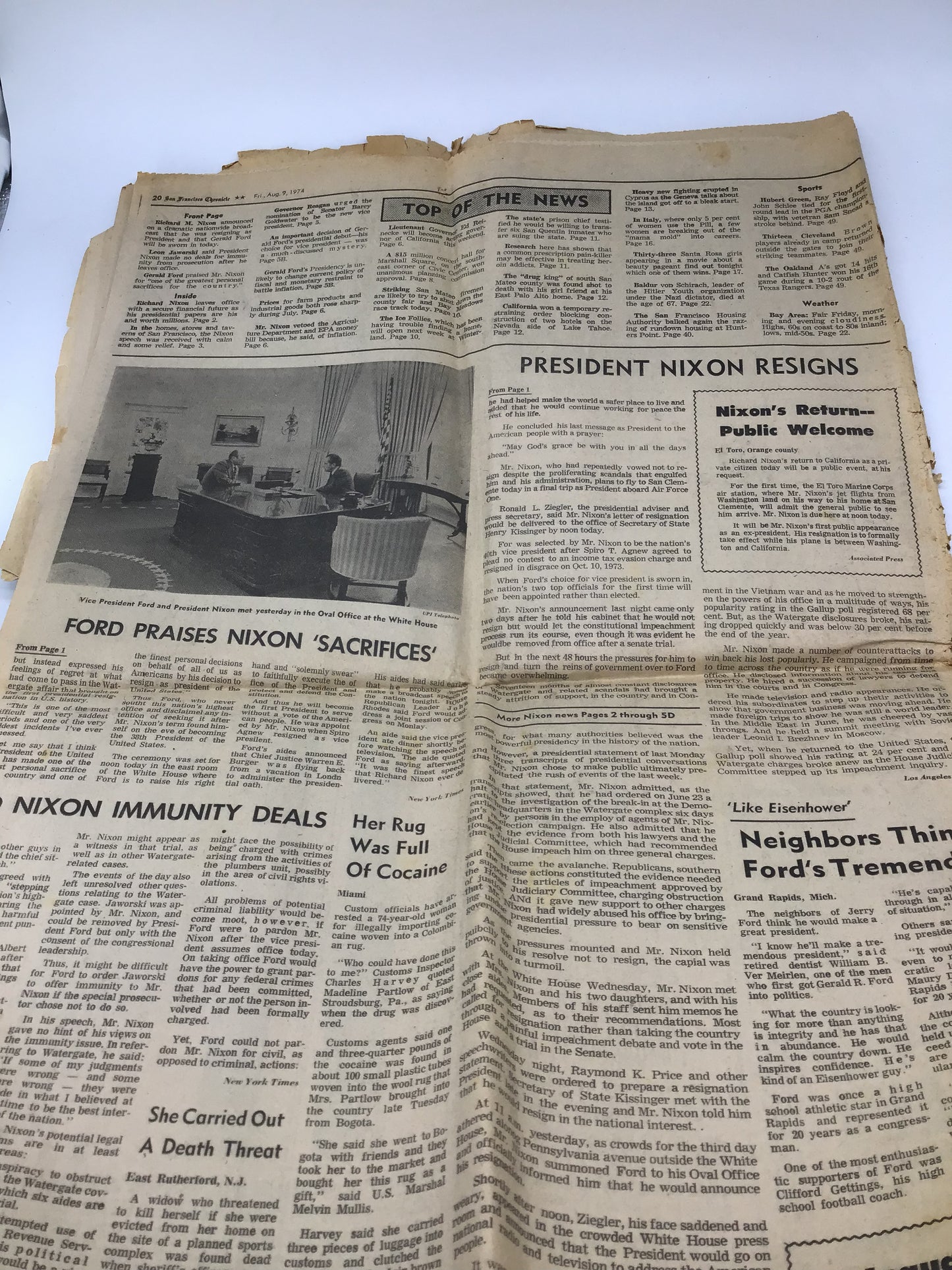 "President Richard Nixon Resigns" 1974 Newspaper