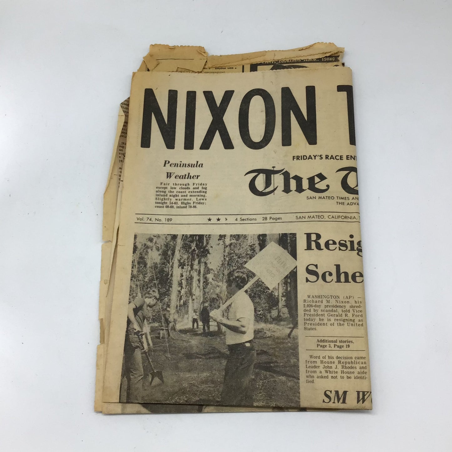 "Nixon to Quit" 1974 Newspaper