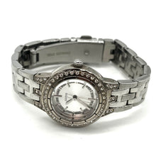 Load image into Gallery viewer, Guess Women&#39;s Stainless Steel Watch (Model u1057ili)
