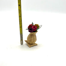 Load image into Gallery viewer, Mini Woven Flowers
