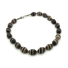 Load image into Gallery viewer, Frosted Banded Agate Necklace
