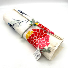 Load image into Gallery viewer, Vintage Yukata Fabric
