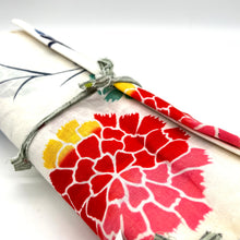 Load image into Gallery viewer, Vintage Yukata Fabric

