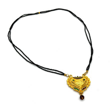 Load image into Gallery viewer, Gold-Plate Necklace from India
