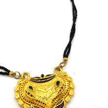 Load image into Gallery viewer, Gold-Plate Necklace from India

