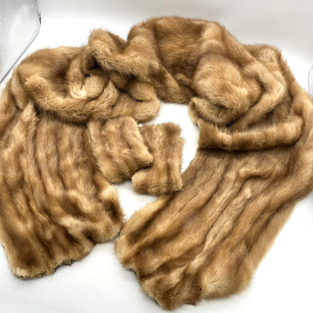 Vintage Fur Shawl & Matching Cuffs (possibly faux)
