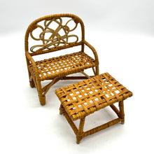 Load image into Gallery viewer, Vintage Wicker Doll Bench &amp; Coffee Table
