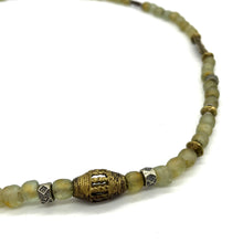 Load image into Gallery viewer, Unique Beaded Necklace
