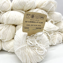 Load image into Gallery viewer, Garnstudio&#39;s Bomull/Lin White Yarn Bundle
