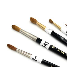 Load image into Gallery viewer, Artists Kolinsky Sable Paintbrush Set (3 Richeson, 2 Isabey)
