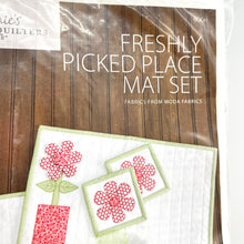 Load image into Gallery viewer, Annie&#39;s Quilters &#39;Freshly Picked Place Mat Set&#39; Kit

