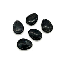 Load image into Gallery viewer, Labradorite Pendants/Beads Set
