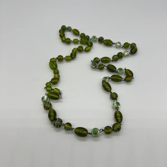 Green and Flower Glass Bead Necklace