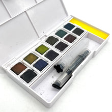 Load image into Gallery viewer, Derwent Traveling Watercolor Set
