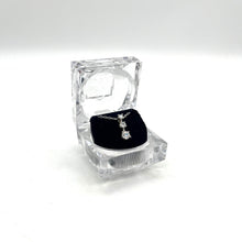 Load image into Gallery viewer, Faux 3-Diamond Necklace
