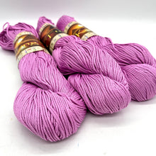 Load image into Gallery viewer, King Tut Cotton Yarn Bundle
