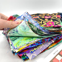 Load image into Gallery viewer, Floral Quilting Kit
