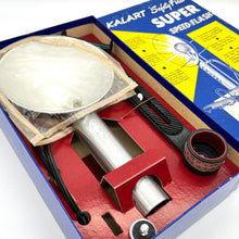 Load image into Gallery viewer, Vintage Super Speed Flash
