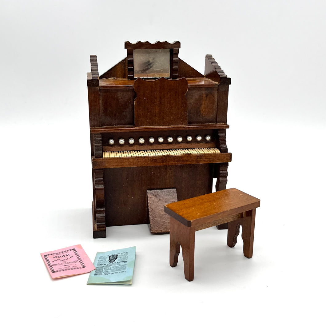 Miniature Spooky Piano Music Box