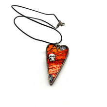 Load image into Gallery viewer, Skull Embellished Halloween Necklace
