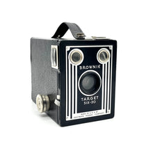 Load image into Gallery viewer, Antique Brownie Target Camera
