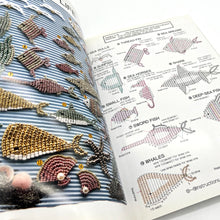 Load image into Gallery viewer, Glass Bead Artistry Book
