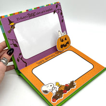 Load image into Gallery viewer, Snoopy Holiday Photo Album
