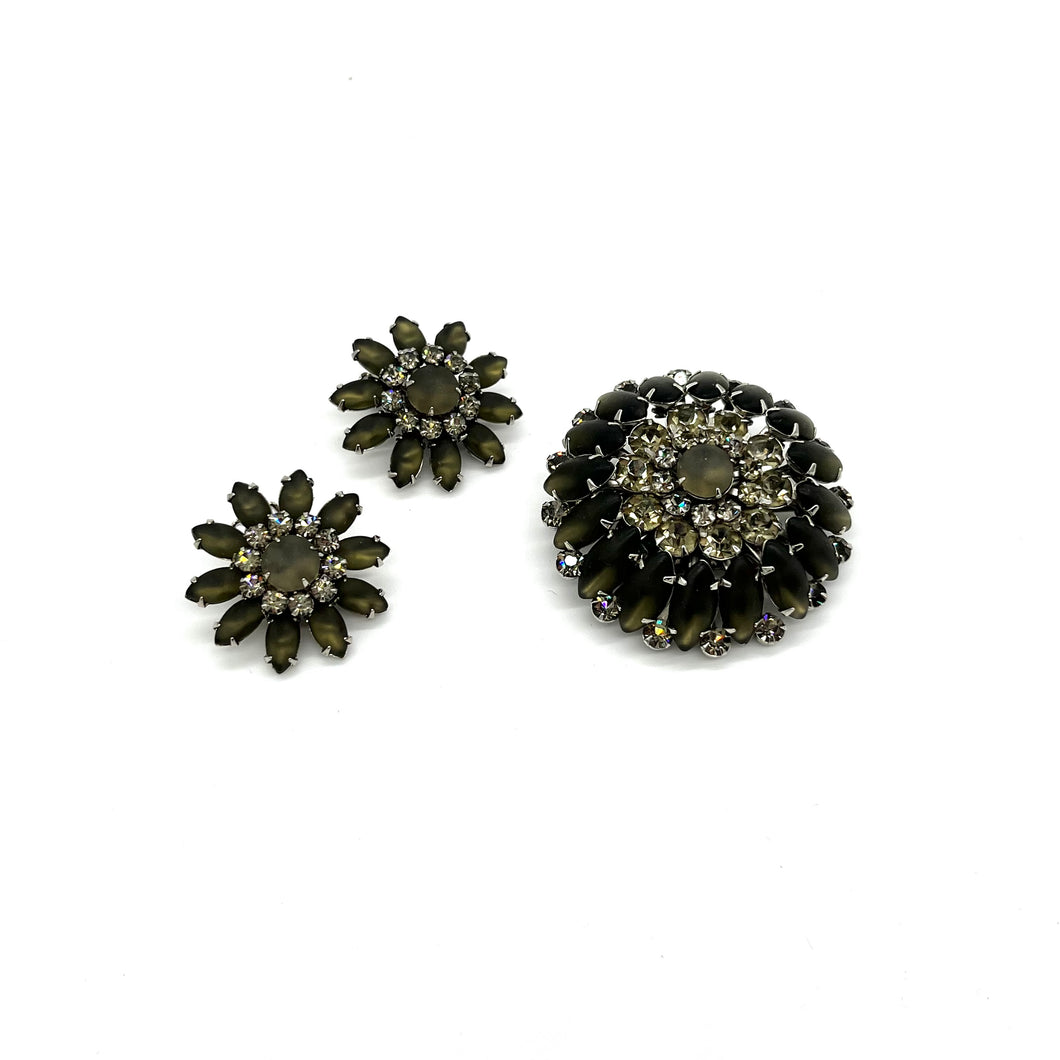 Judy Lee Vintage Brooch & Clip-on Earrings