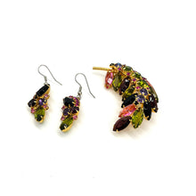 Load image into Gallery viewer, Juliana Vintage Rhinestone Brooch and Earrings
