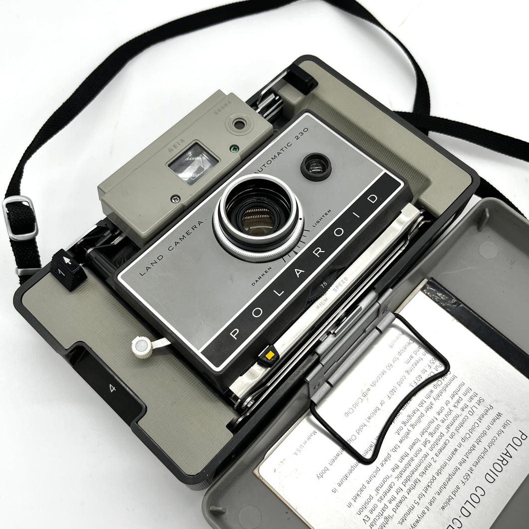 Polaroid Land Camera Automatic 230