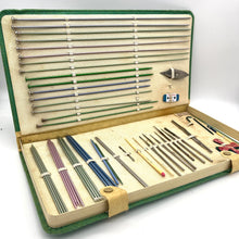 Load image into Gallery viewer, Vintage Knitting Needle Set
