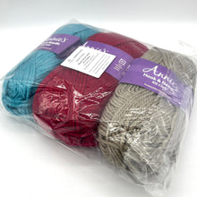 Load image into Gallery viewer, Knitted Basket Kit
