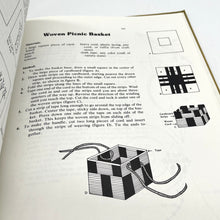 Load image into Gallery viewer, Jewish Holiday Craft Book
