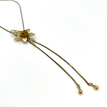 Load image into Gallery viewer, Mesh and Gold-toned Flower Bolo Tie

